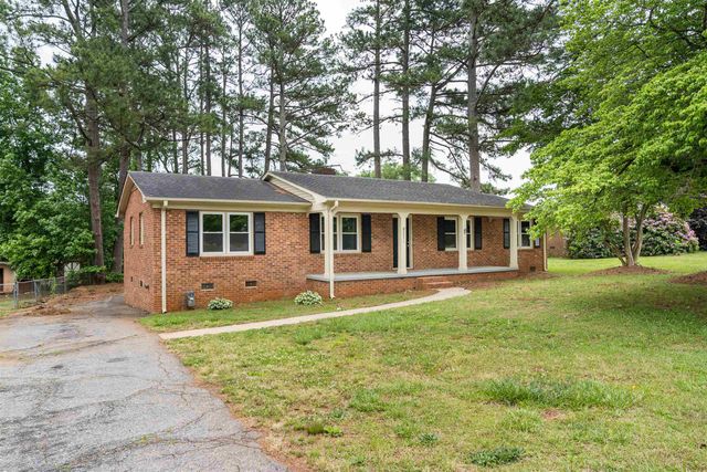 2031 Evergreen Drive, Boiling Springs, SC 29316