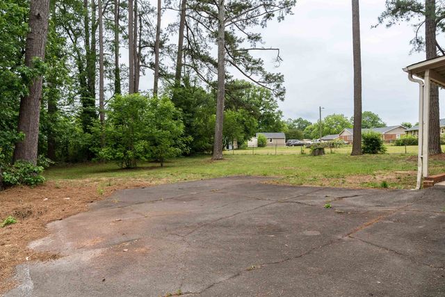 2031 Evergreen Drive, Boiling Springs, SC 29316