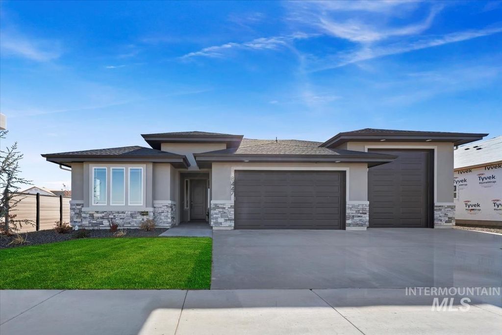 8447 W Happy Day Dr, Meridian, ID 83646