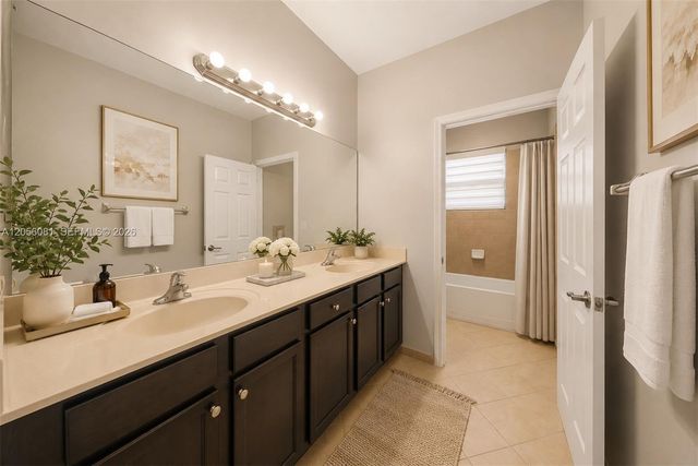 11731 SW 234th St, Homestead, FL 33032
