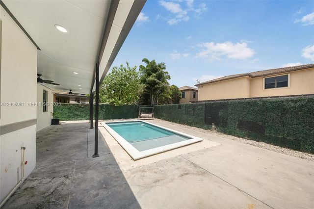 11731 SW 234th St, Homestead, FL 33032