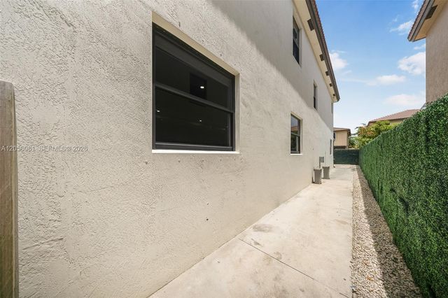 11731 SW 234th St, Homestead, FL 33032