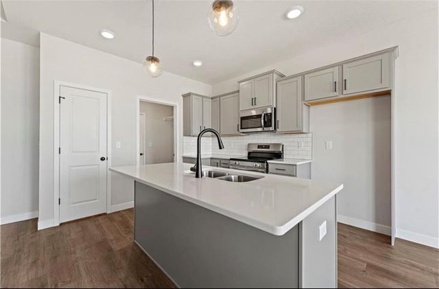 9604 NW 95th Terrace, Kansas City, MO 64154