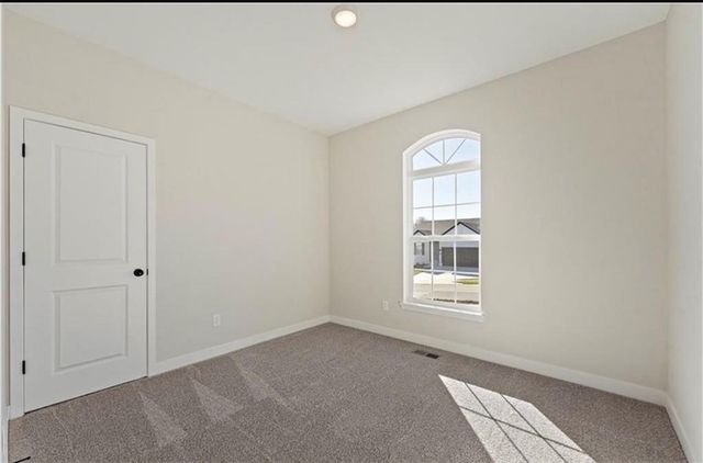 9604 NW 95th Terrace, Kansas City, MO 64154