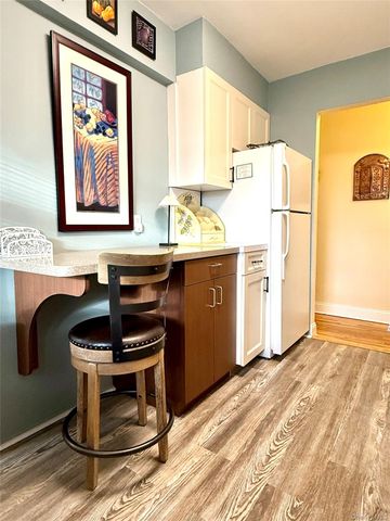 30 Pearsall Avenue 2J, Glen Cove, NY 11542