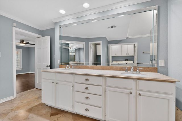 4810 Stanford Avenue, Dallas, TX 75209