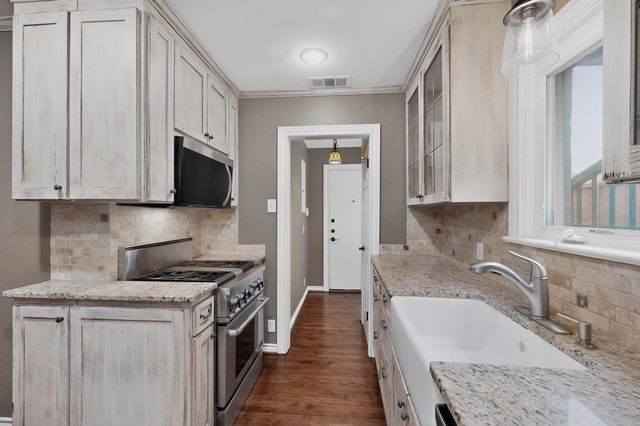 4810 Stanford Avenue, Dallas, TX 75209