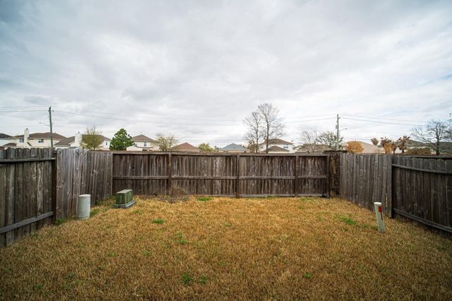 13103 Peppergate Lane, Houston, TX 77044