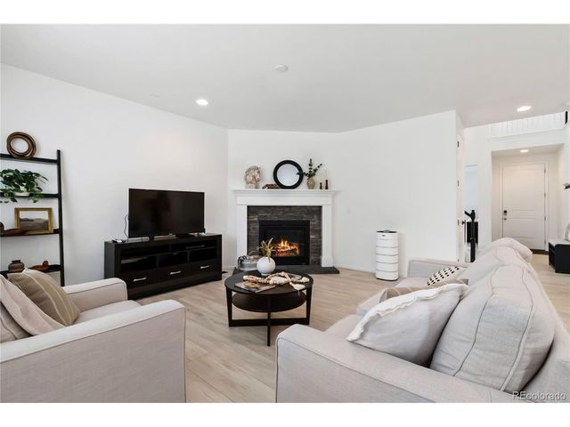 1369 E Witherspoon Dr, Elizabeth, CO 80107