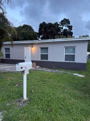 2960 SW 17th Street A, Fort Lauderdale, FL 33312