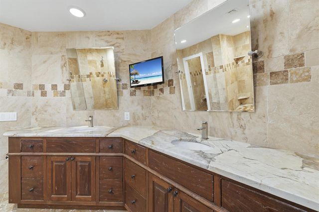 2359 Treasure Isle Drive 33, Palm Beach Gardens, FL 33410
