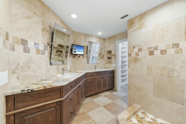 2359 Treasure Isle Drive 33, Palm Beach Gardens, FL 33410