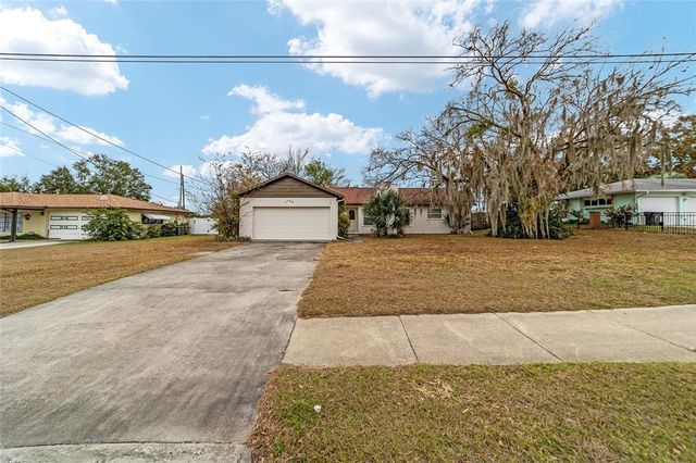 3720 SE 24TH STREET, Ocala, FL 34471