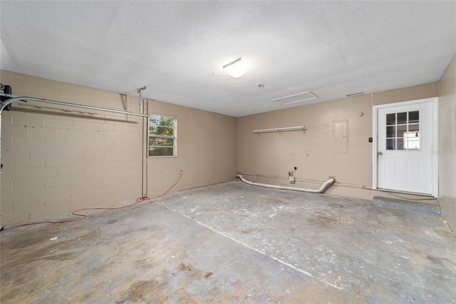 3720 SE 24TH STREET, Ocala, FL 34471