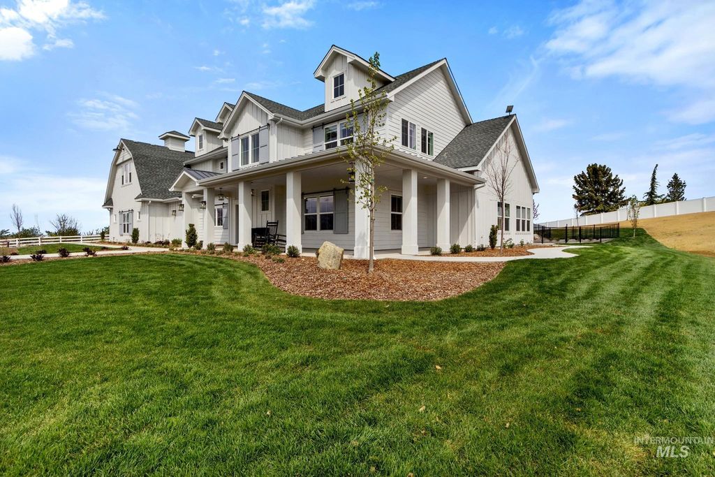 8333 Partridge Dr, Nampa, ID 83686 photo 4