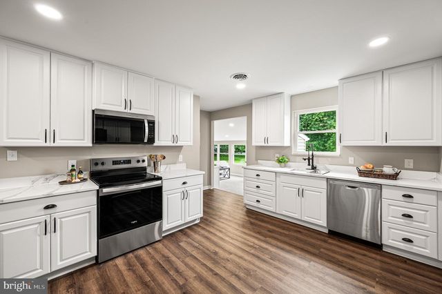 116 W SHERWOOD DR, Oxford, PA 19363