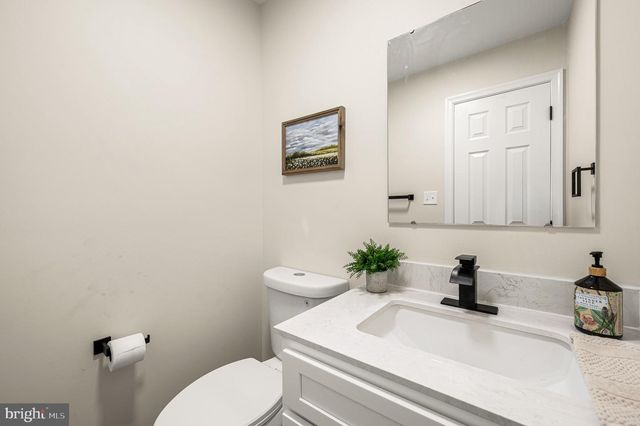 116 W SHERWOOD DR, Oxford, PA 19363
