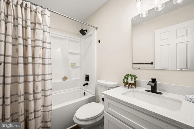 116 W SHERWOOD DR, Oxford, PA 19363