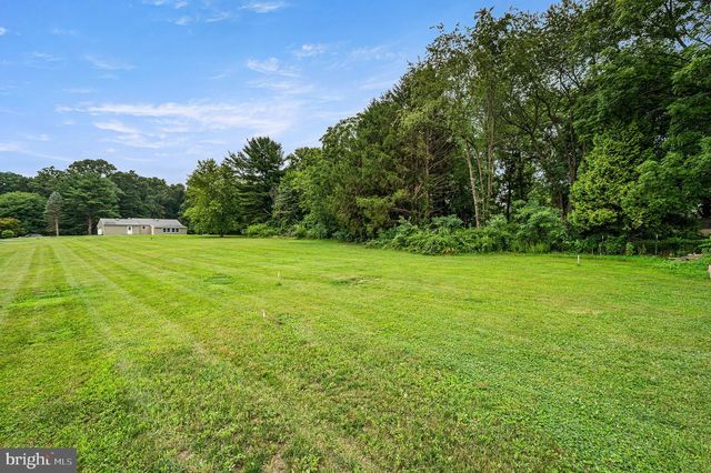 116 W SHERWOOD DR, Oxford, PA 19363