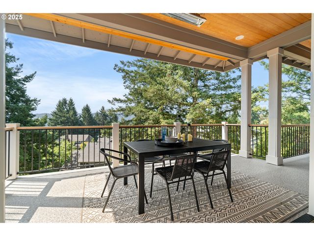 2285 Satter St, West Linn, OR 97068