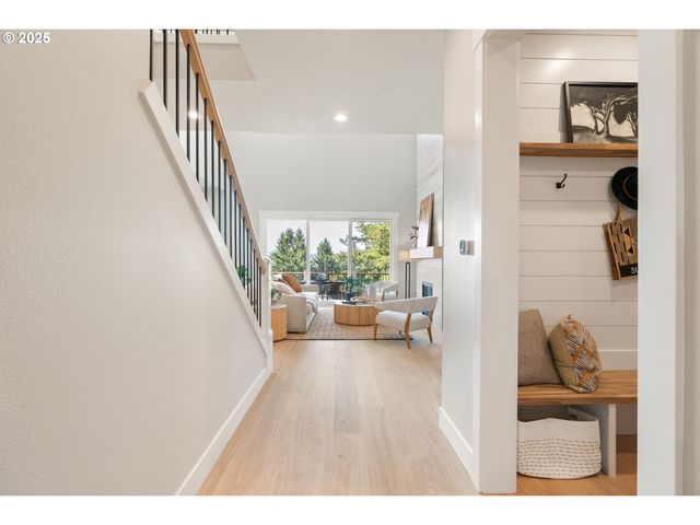 2285 Satter St, West Linn, OR 97068