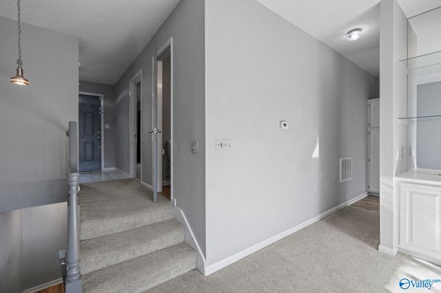 201 Mountain Ridge Drive, Huntsville, AL 35801