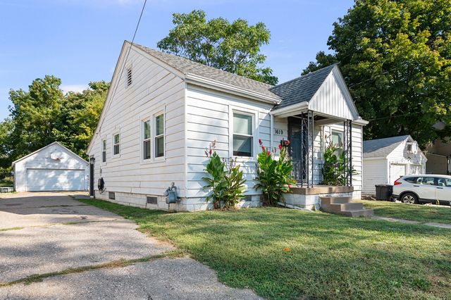 1619 20th Avenue, Rock Island, IL 61201