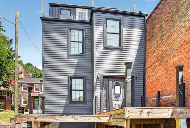 1504 Boyle St, Central North Side, PA 15212