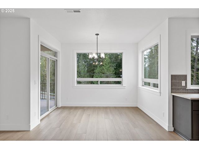 14988 Se Andre Way, Clackamas, OR 97015