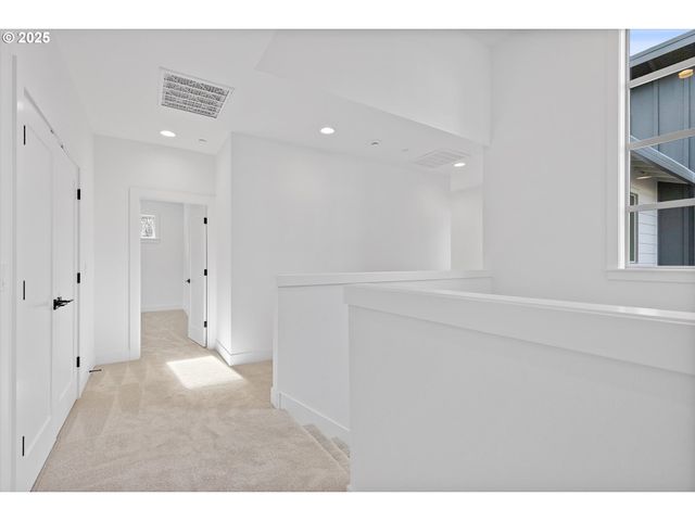 14988 Se Andre Way, Clackamas, OR 97015