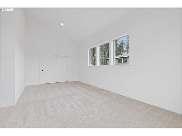 14988 Se Andre Way, Clackamas, OR 97015