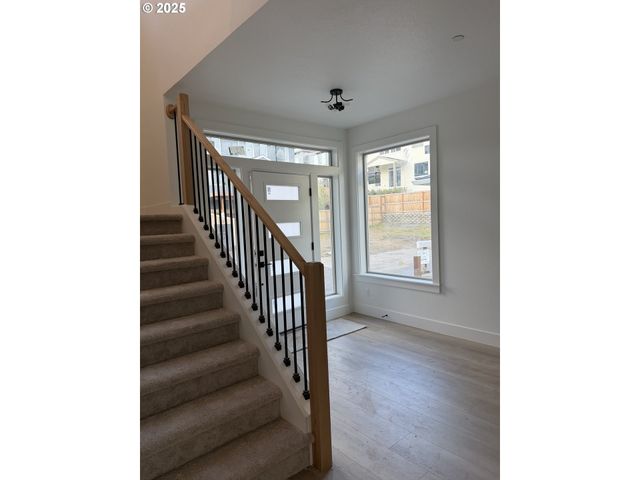 14988 Se Andre Way, Clackamas, OR 97015