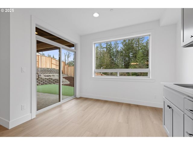 14988 Se Andre Way, Clackamas, OR 97015