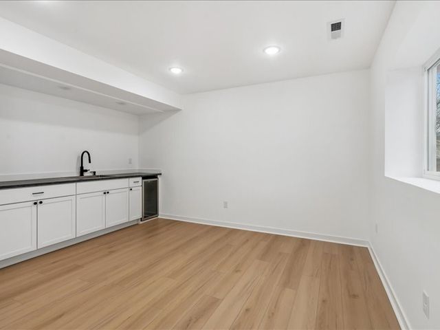 114 Cherry Lane, Riverside, IA 52327