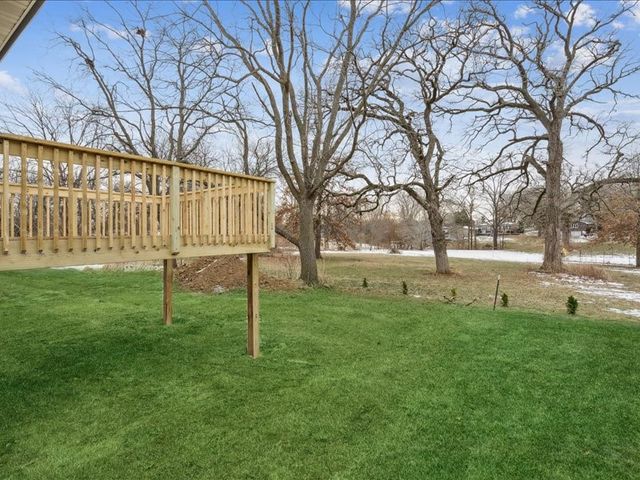 114 Cherry Lane, Riverside, IA 52327