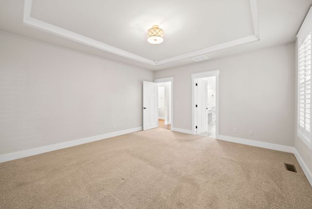 2744 Morrow Ln, Columbia, TN 38401
