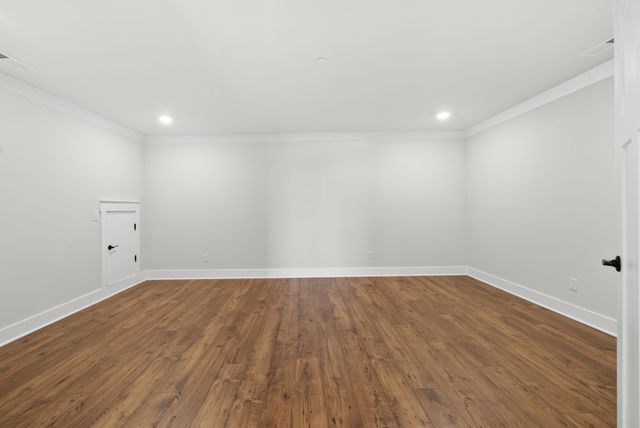 2744 Morrow Ln, Columbia, TN 38401