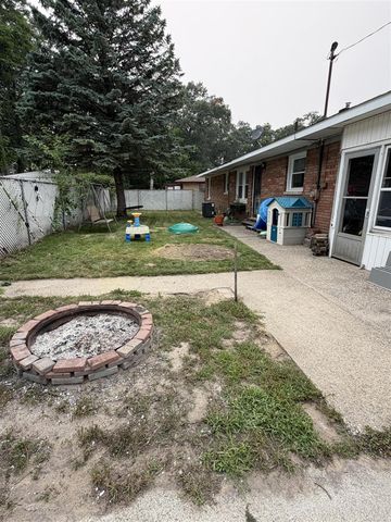 1499 Eastwood Drive, Muskegon, MI 49442