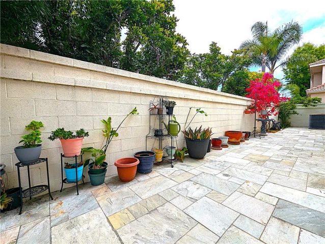 8204 Constantine Drive, Huntington Beach, CA 92646