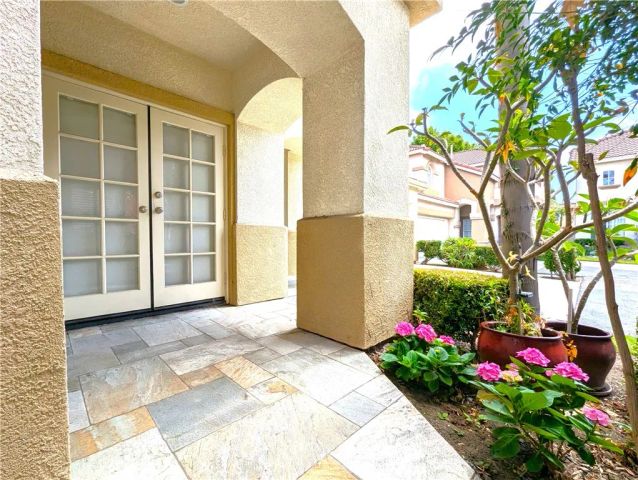 8204 Constantine Drive, Huntington Beach, CA 92646