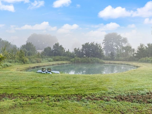 724 Willoughbytown, Jeffersonville, KY 40337