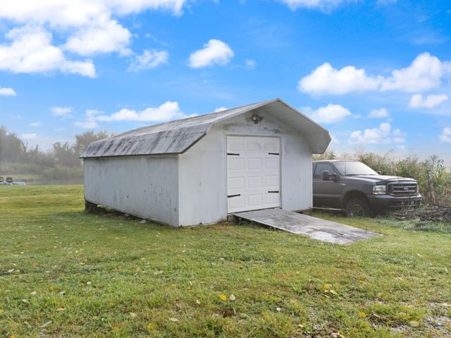 724 Willoughbytown, Jeffersonville, KY 40337