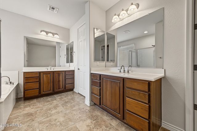 3334 E GRAND CANYON Drive, Chandler, AZ 85249