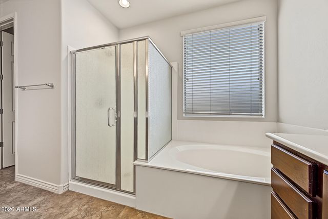 3334 E GRAND CANYON Drive, Chandler, AZ 85249