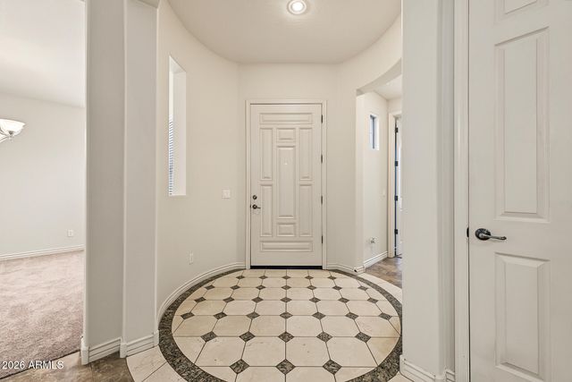 3334 E GRAND CANYON Drive, Chandler, AZ 85249
