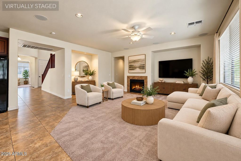 3334 E GRAND CANYON Drive, Chandler, AZ 85249 — photo 2
