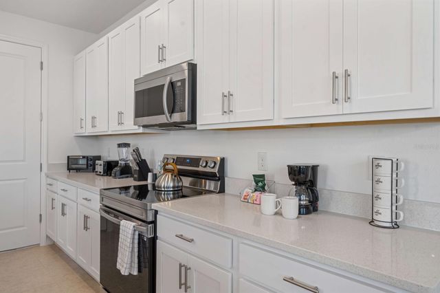 630 LONGBOAT DRIVE, Davenport, FL 33896