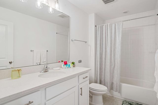 630 LONGBOAT DRIVE, Davenport, FL 33896