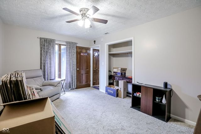 8916 S Franklin Road, Indianapolis, IN 46259