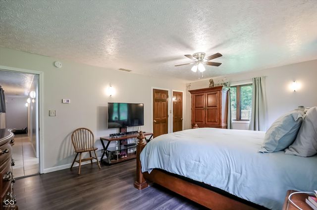8916 S Franklin Road, Indianapolis, IN 46259